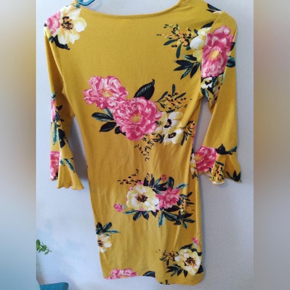❤️SALE ITEM Light weight mini dress - Picture 6 of 7